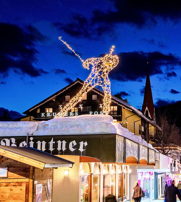 beleuchtung-in-seefeld-lichter-in-der-fussgaengerzone-by-mk-illuminations-langlaeufer-1-4