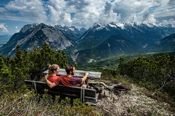 blick-vom-zaeunlkopf-ins-karwendel-scharnitz-1-1