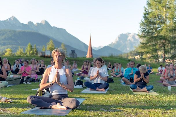 goodvibesfestival-pfarrhuegel-sunset-meditation-4-1