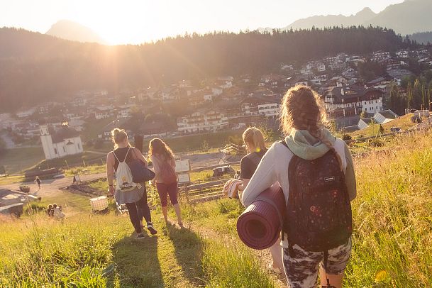 goodvibesfestival-sunset-people-14