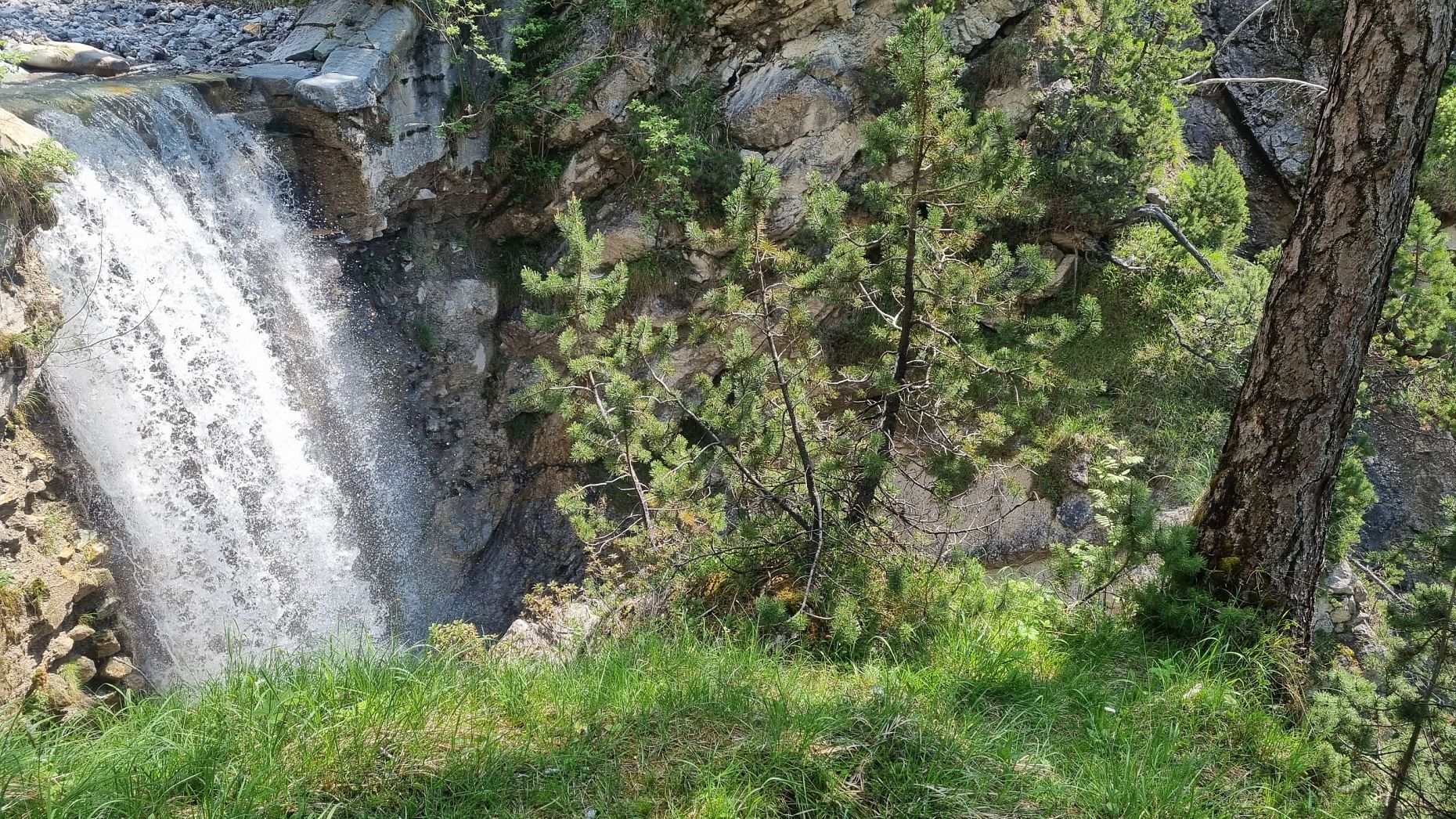 Kleiner Wasserfall bei Schlossbachklamm - Reith