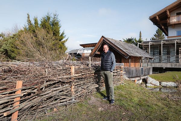 Totholzhecke für Biodiversität