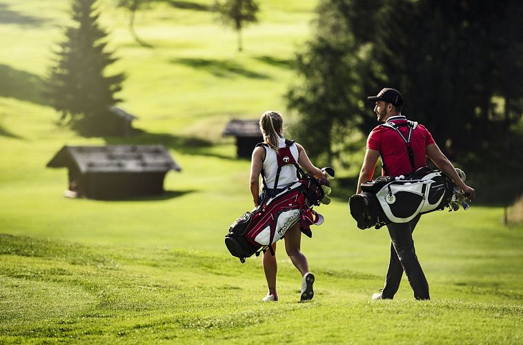 golfer-mitgolfbag-seefeld-12