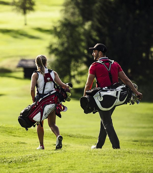 golfer-mitgolfbag-seefeld-13