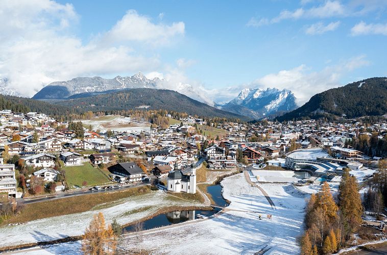 seekirchl-im-herbst-mit-neuschnee-seefeld-1-kopie