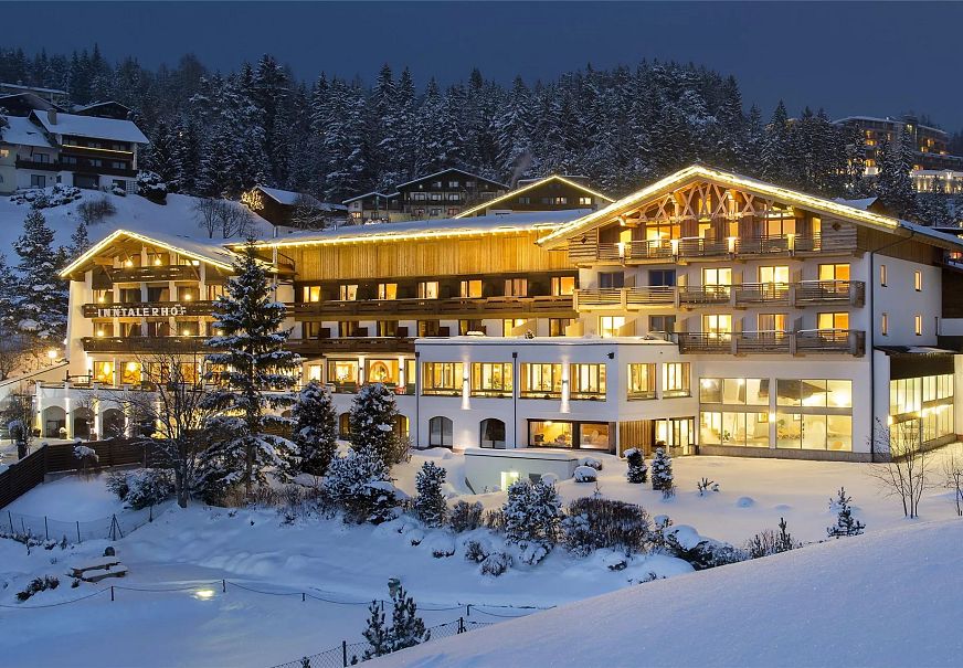 sub1-winter-abend-hotel-inntalerhof-moesern-bei-seefeld